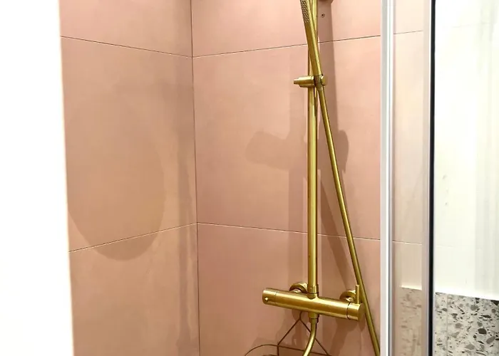 Apparemment Bord De Vue Apartment